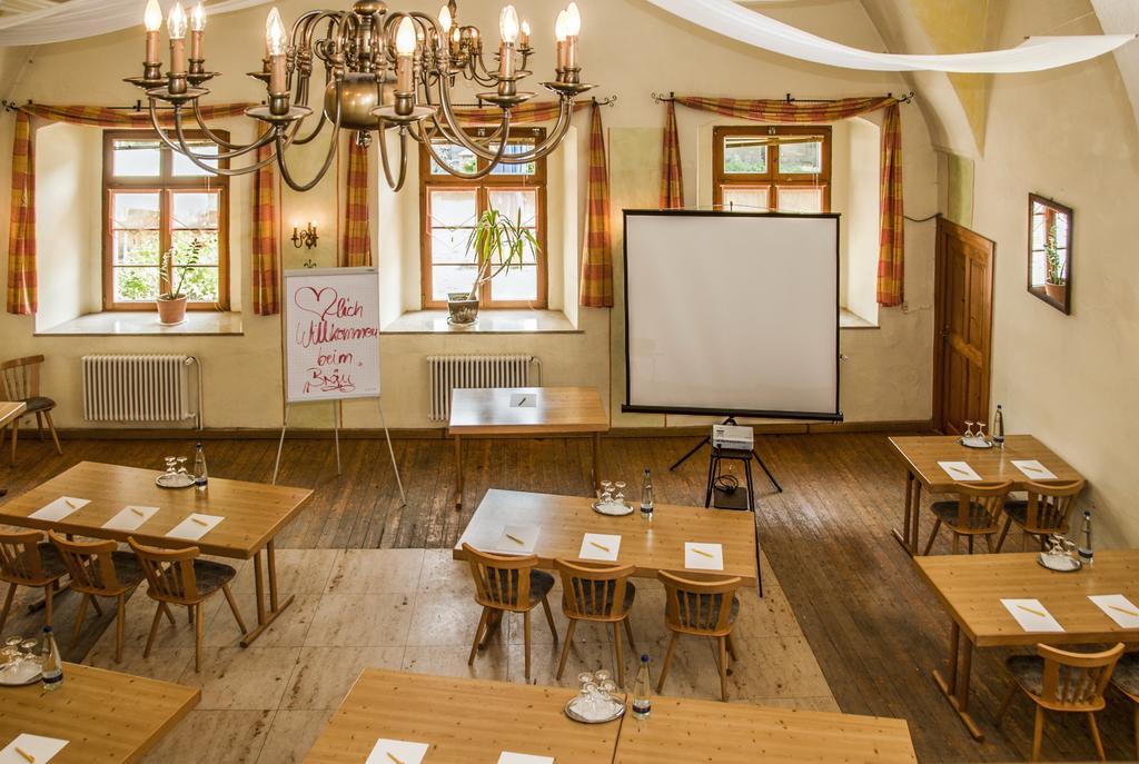 Hotel Zum Braeu Kinding Exteriör bild