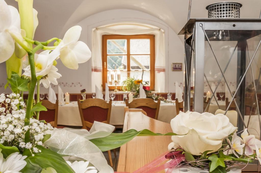 Hotel Zum Braeu Kinding Exteriör bild
