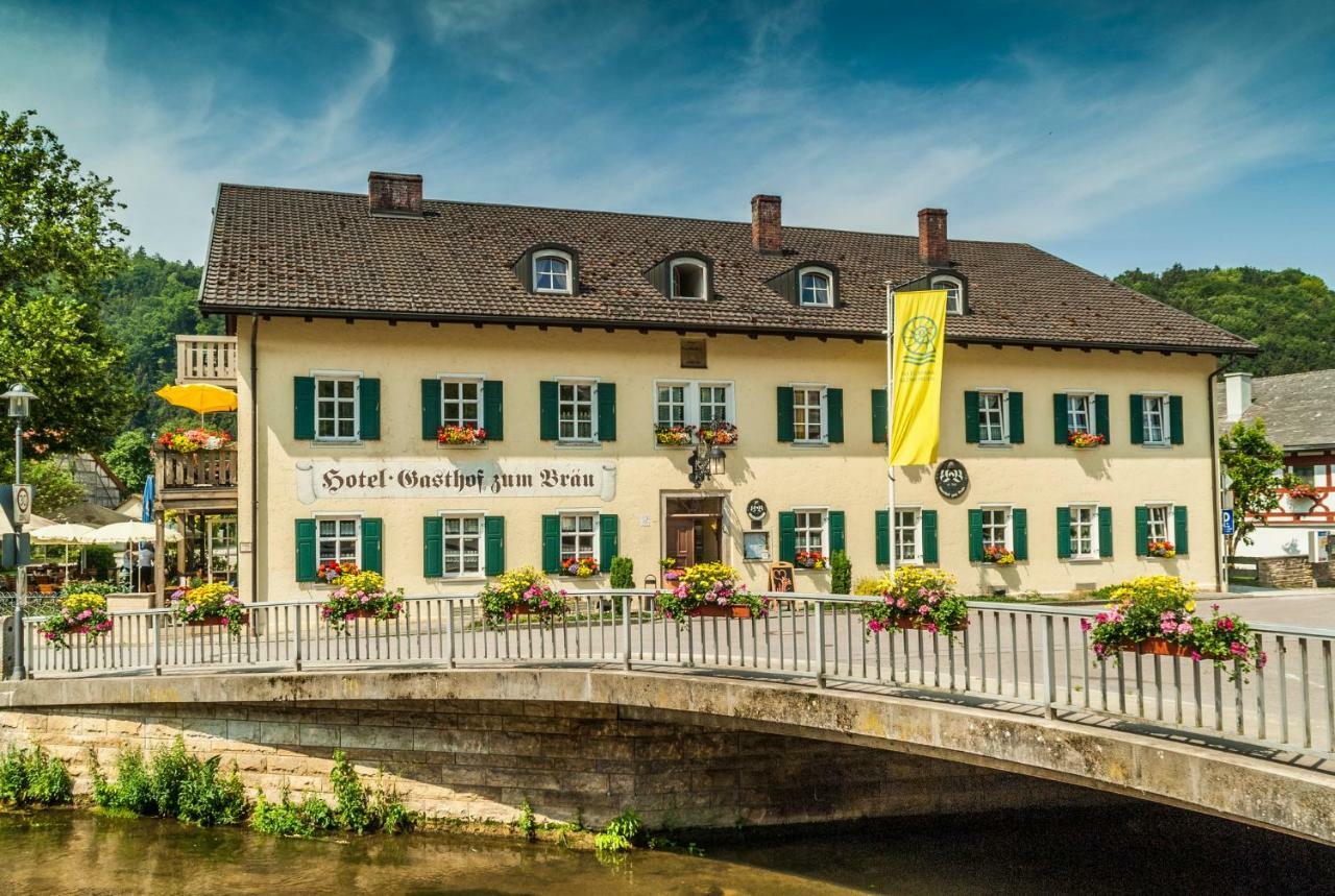 Hotel Zum Braeu Kinding Exteriör bild